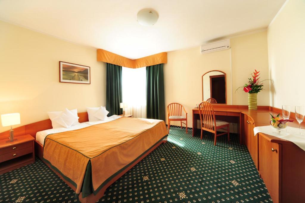 Hotel T&T Poznan Ruang foto